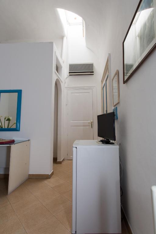 Hotel Poseidon - Habitación Triple Económica