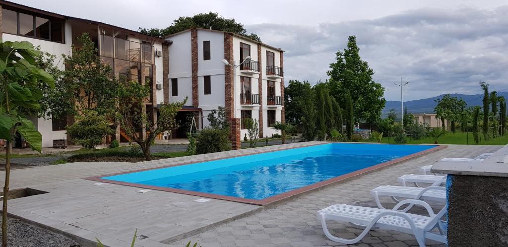 Bazén v ubytování Shaloshvili's Cellar Hotel nebo v jeho okolí