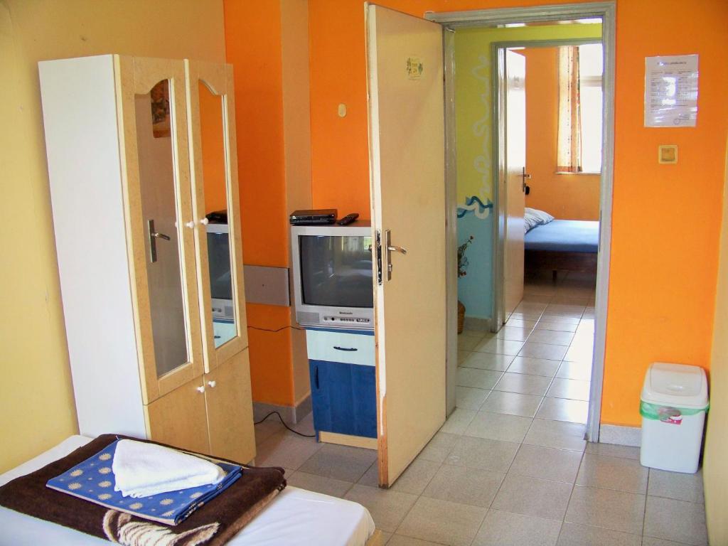 Postel nebo postele na pokoji v ubytování Yo Ho Hostel
