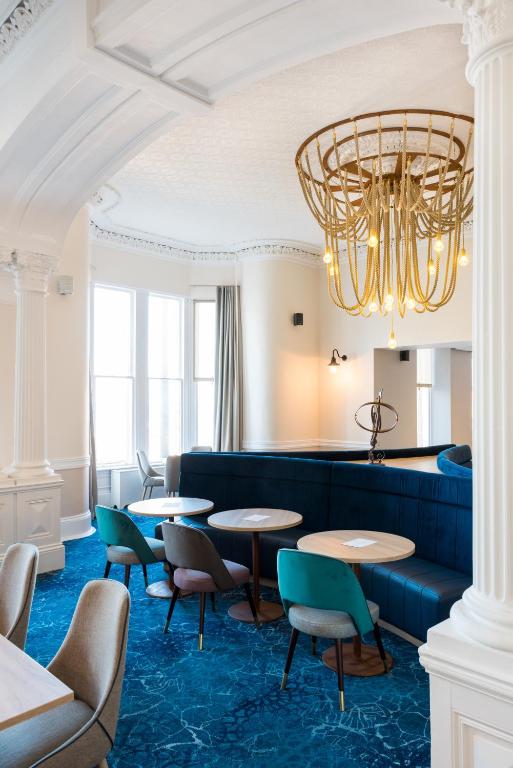 Posezení v ubytování The Perle Oban Hotel & Spa
