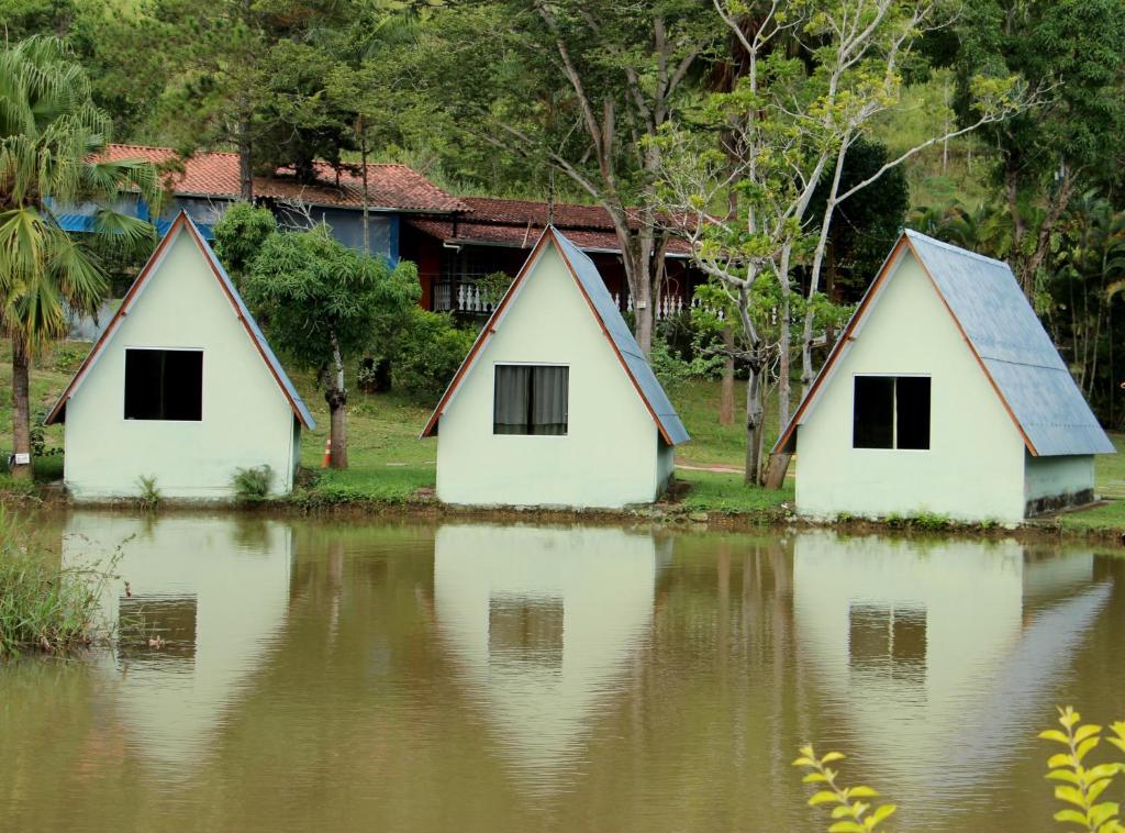  Pousada do Lago Ltda