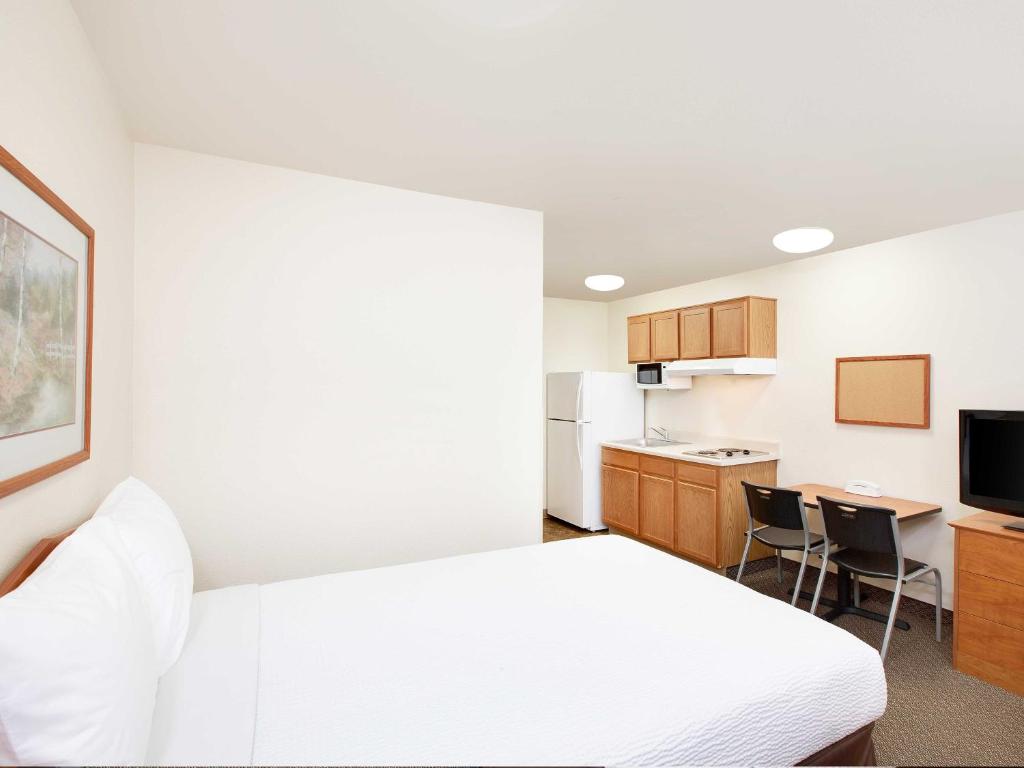 WoodSpring Suites Conroe - Habitación Doble Estándar