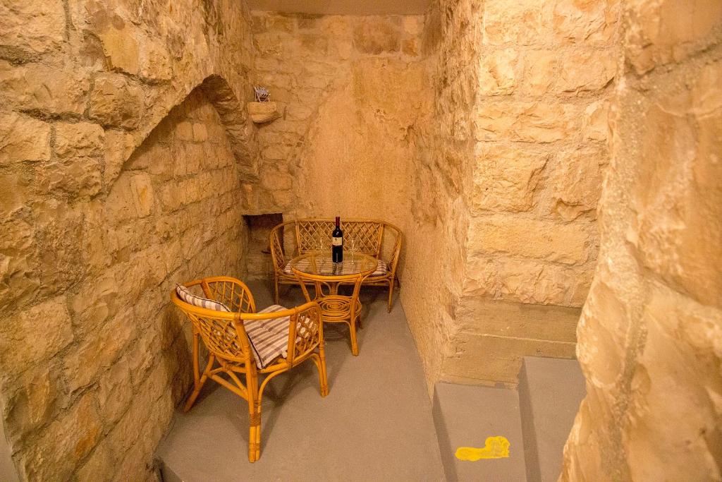 Posedenie v ubytovaní Hostel Omiš