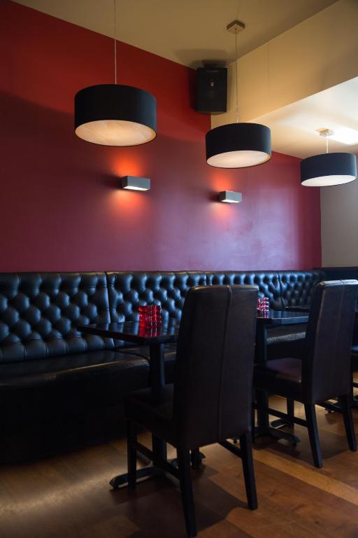 Racecourse Hotel and Motor Lodge - Resim 17