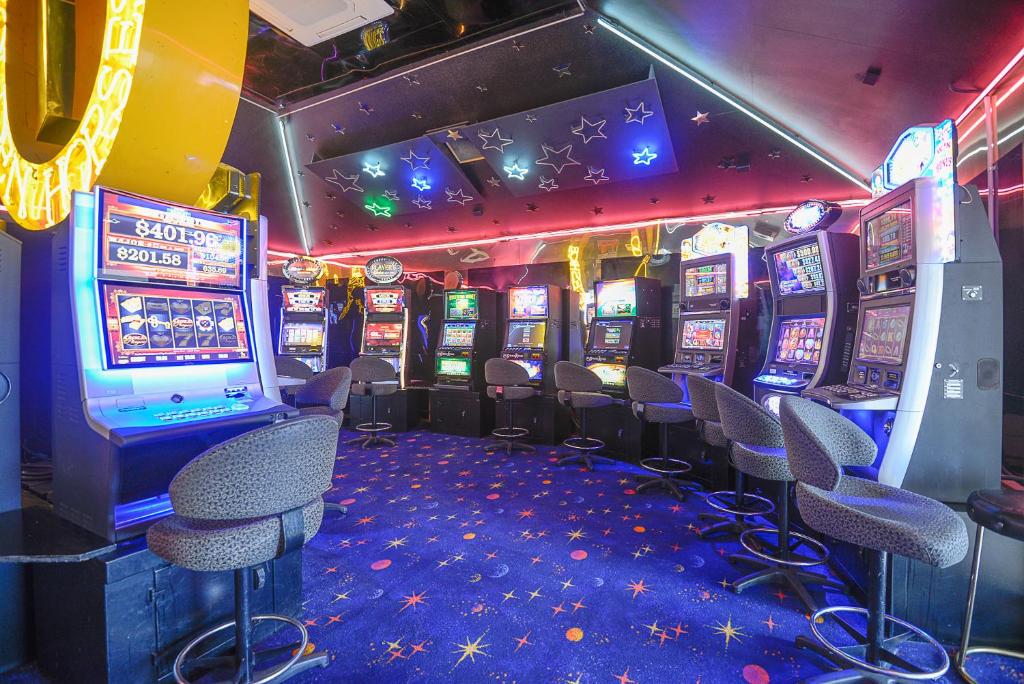 Racecourse Hotel and Motor Lodge - Resim 5