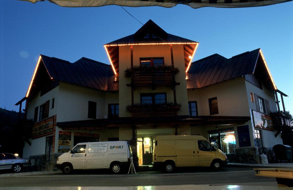 Budynek, w którym mieści się hotel