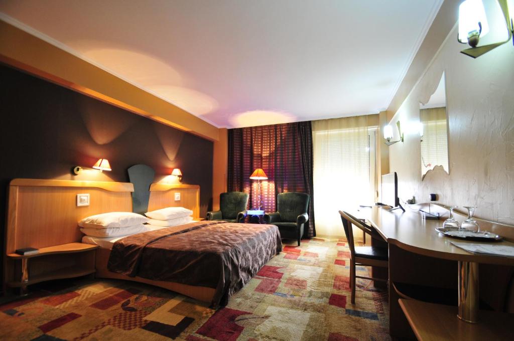 Ambassador Hotel - Sala Dupla Ou Dupla Superior 4*