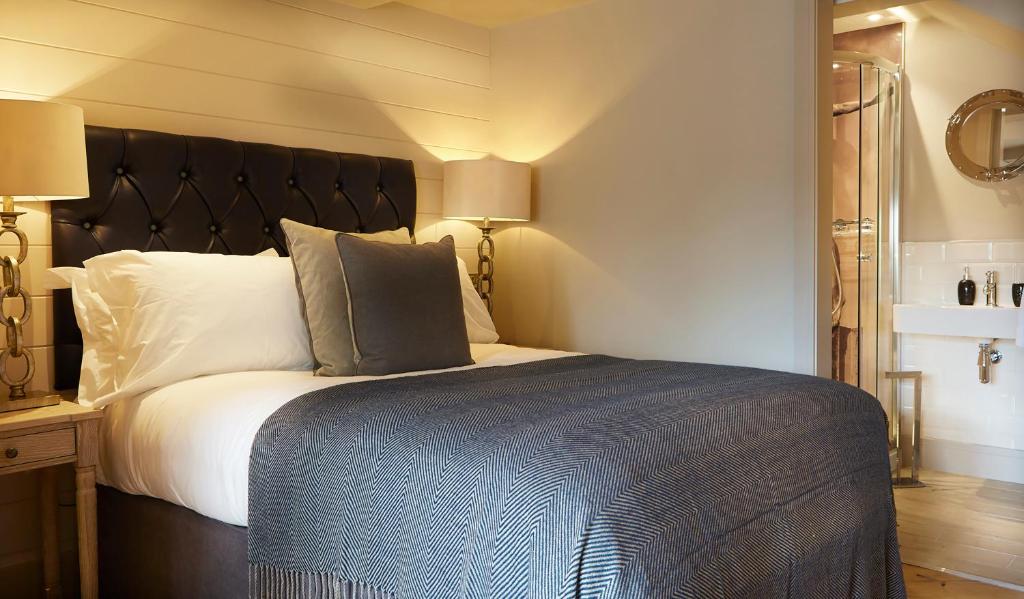 The Mayfield Seamer - Resim 9