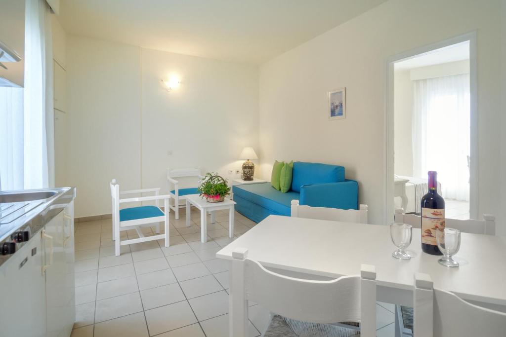 Кухня или мини-кухня в Mare Hotel Apartments
