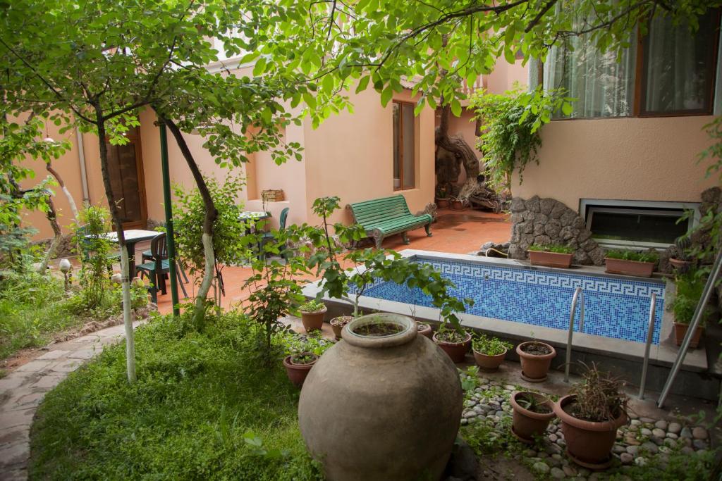 Zahrada ubytování Hin Yerevantsi Hotel