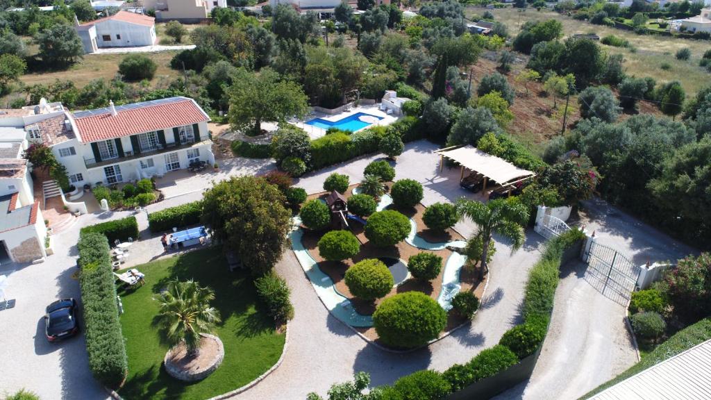 Bazén v ubytování Farm of Dreams Algarve nebo v jeho okolí
