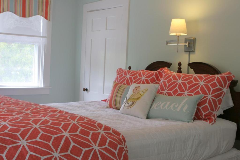 Long Dell Inn - Queen Room