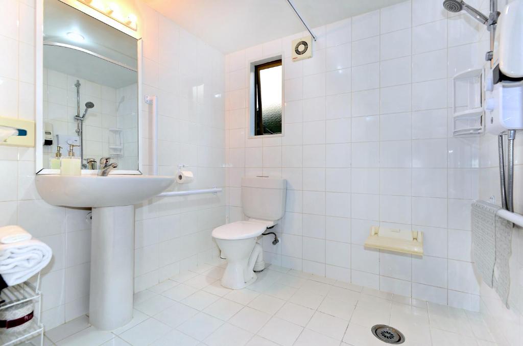 Koupelna v ubytování Arena Motel