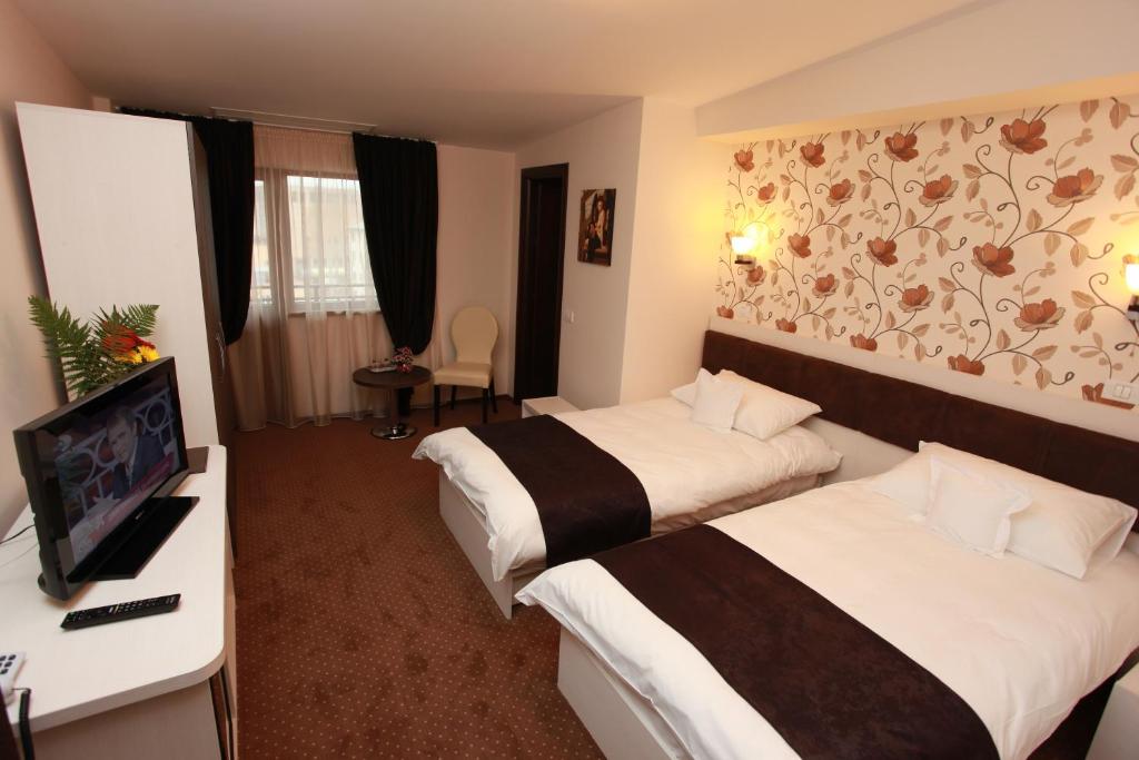 West Plaza Hotel - Resim 23