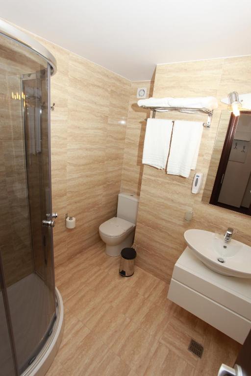 West Plaza Hotel - Resim 18