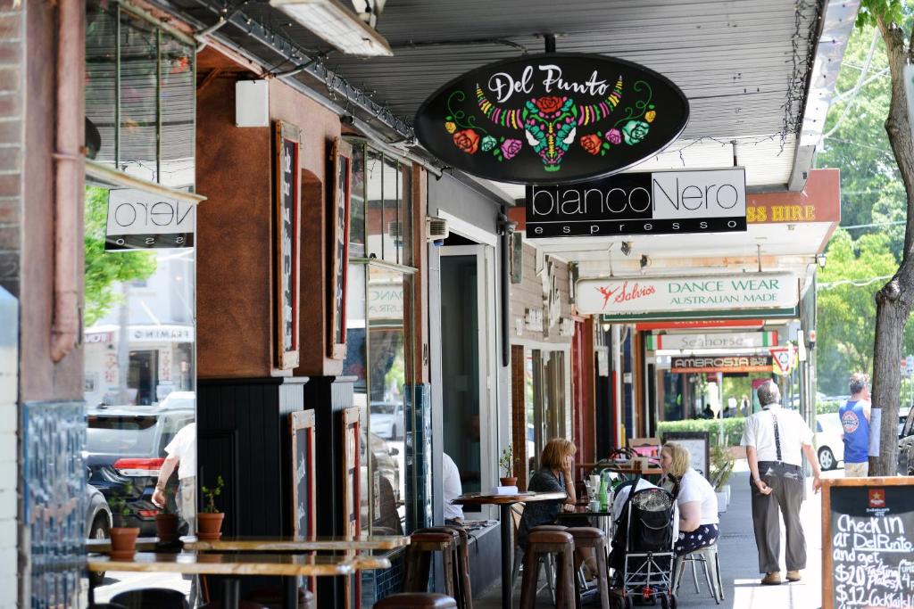 Restaurace v ubytování Perouse Randwick by Sydney Lodges