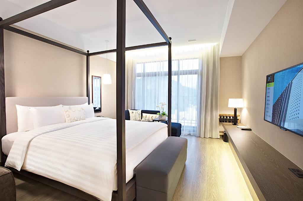 The Gaya Hotel - Standard Double Room