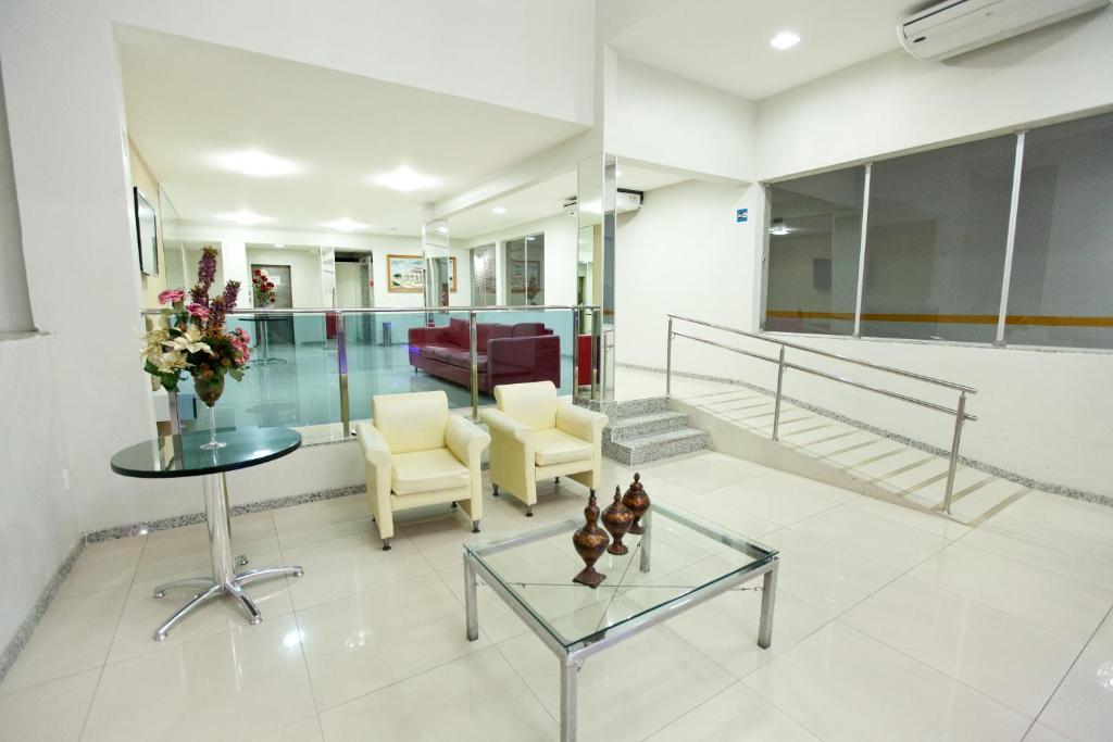  JB Hotel