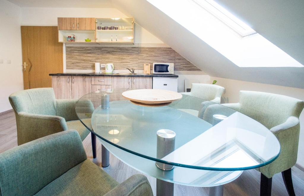 Apartments Osijek by the River - 16