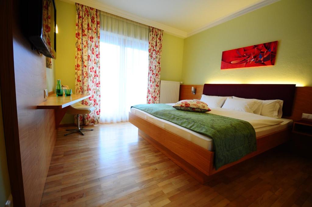 Postel nebo postele na pokoji v ubytování Kupfer-Dachl