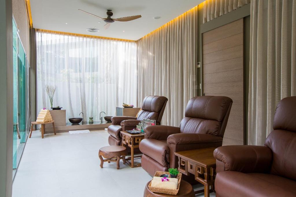 Fusion Suites Phuket Patong - Resim 45