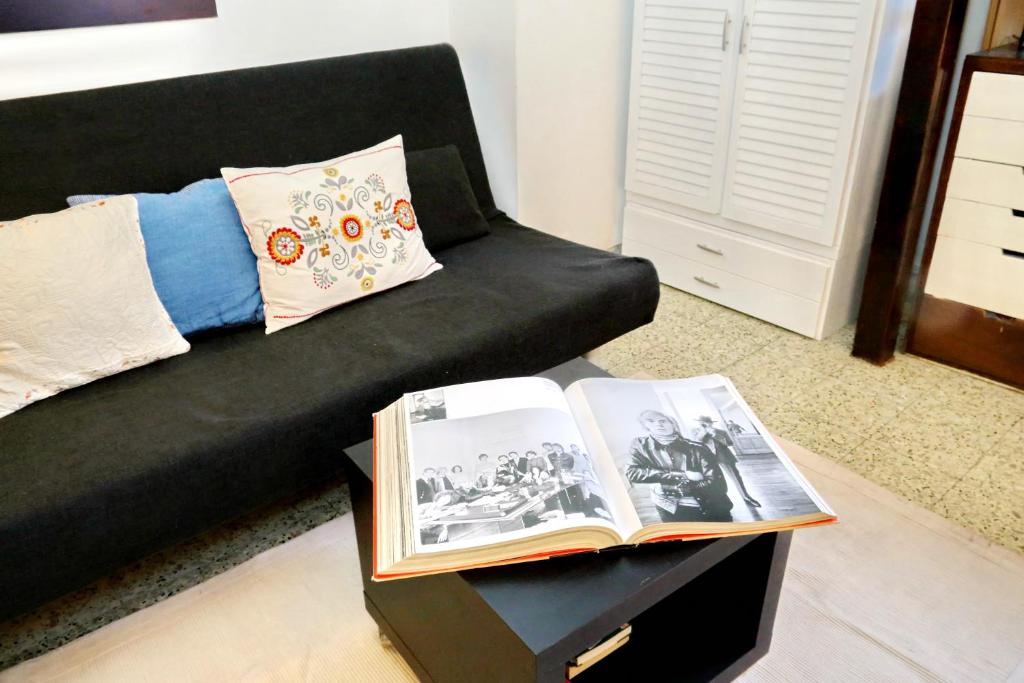 A seating area at Pretty Flat Trastevere
