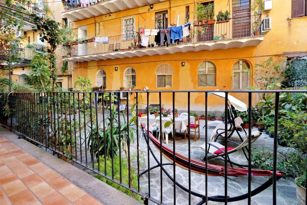 A balcony or terrace at Pretty Flat Trastevere
