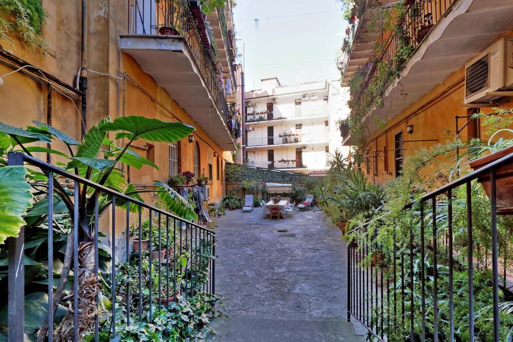 The building in which Az apartmant is located