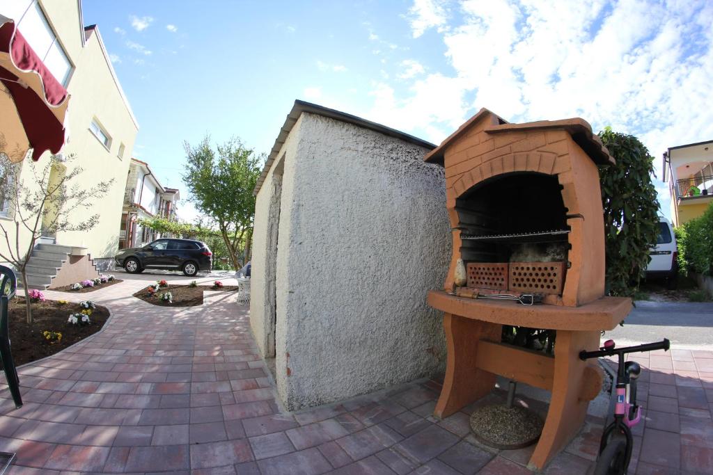 Budova, kde se apartmán nachází