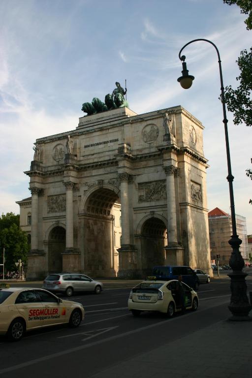 Hotel Hauser an der Universität - Resim 17