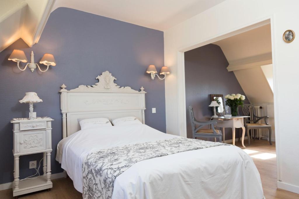 La Villa Les Mots Passants - Romantic Superior Double Room With Bath