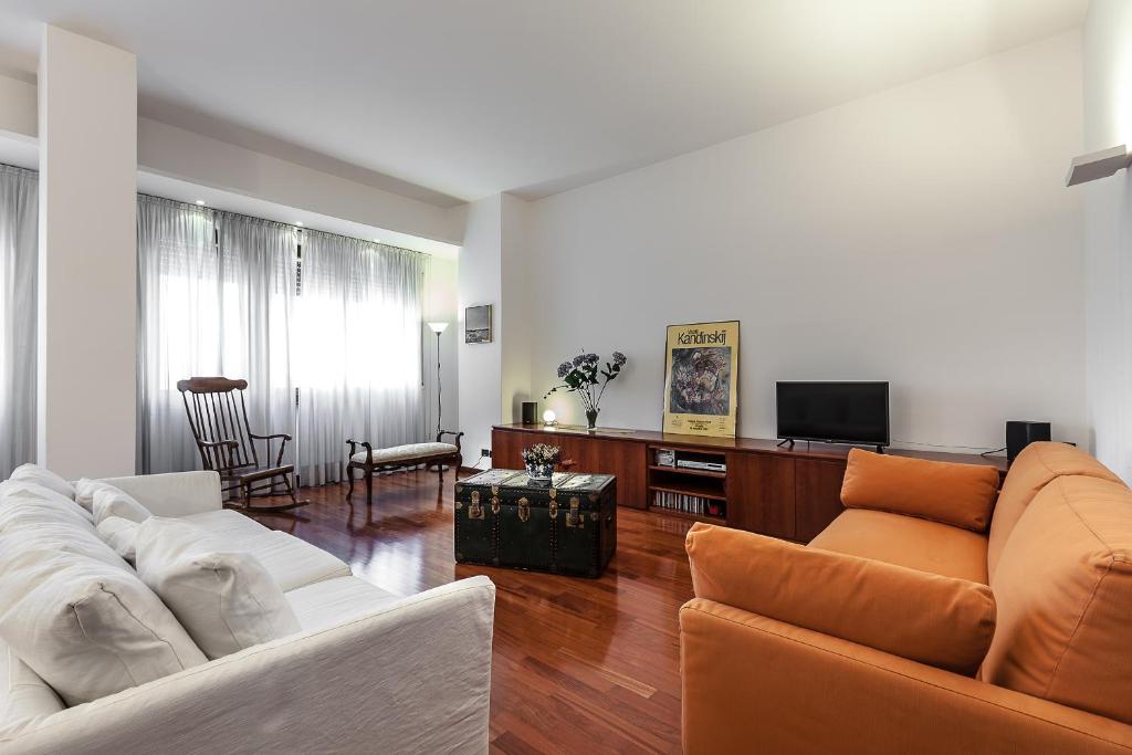 Χώρος καθιστικού στο Milano Darsena Apartment