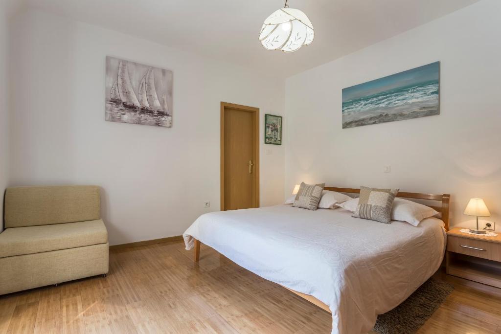 Carrara Accommodation - 9