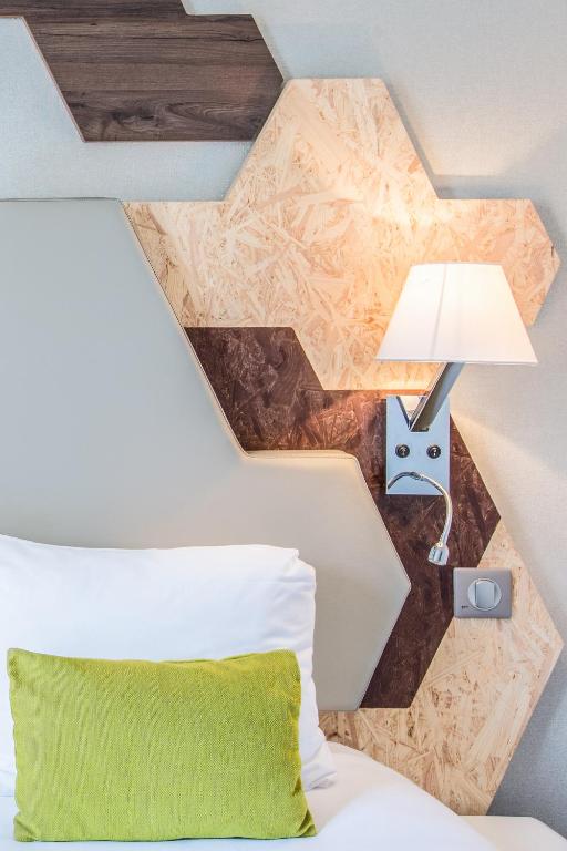 Prince Albert Wagram - Resim 13