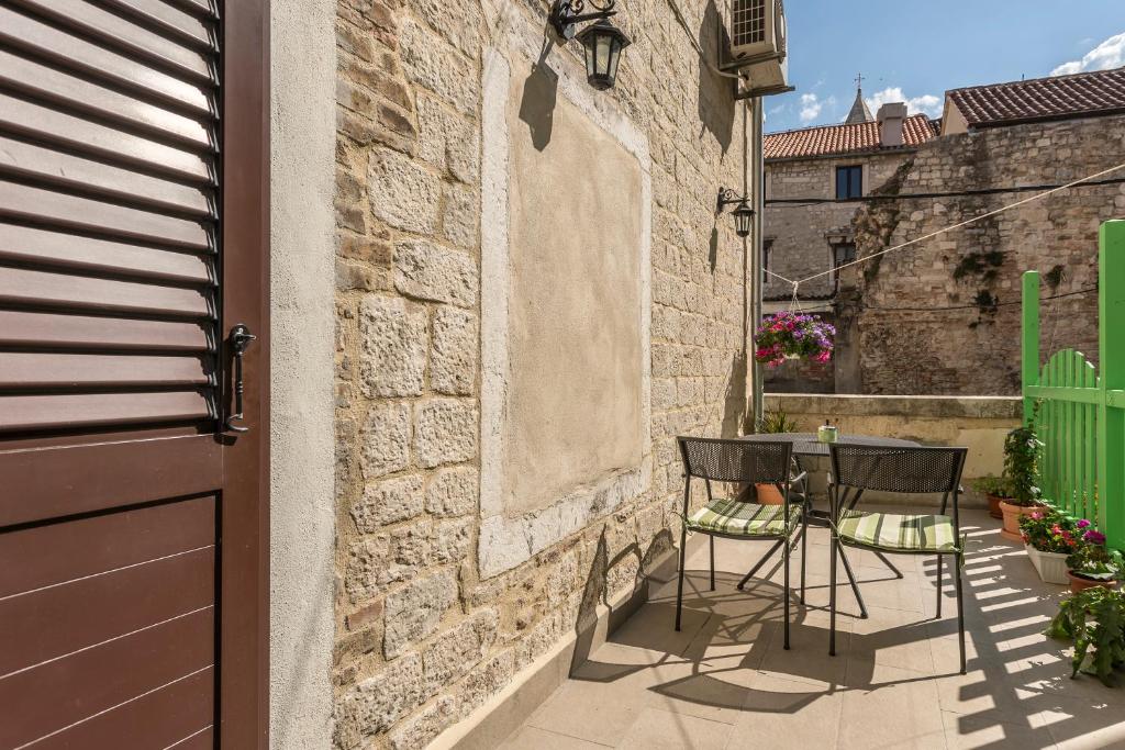 Carrara Accommodation - 2