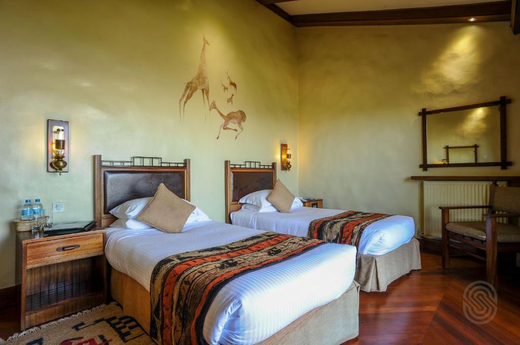 Ngorongoro Serena Safari Lodge - Habitación Triple Estándar