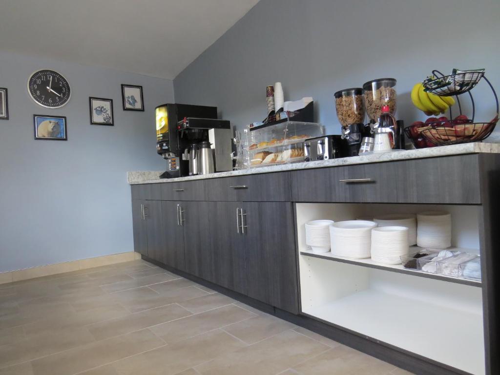 Příslušenství pro přípravu čaje a kávy v ubytování Rest Inn