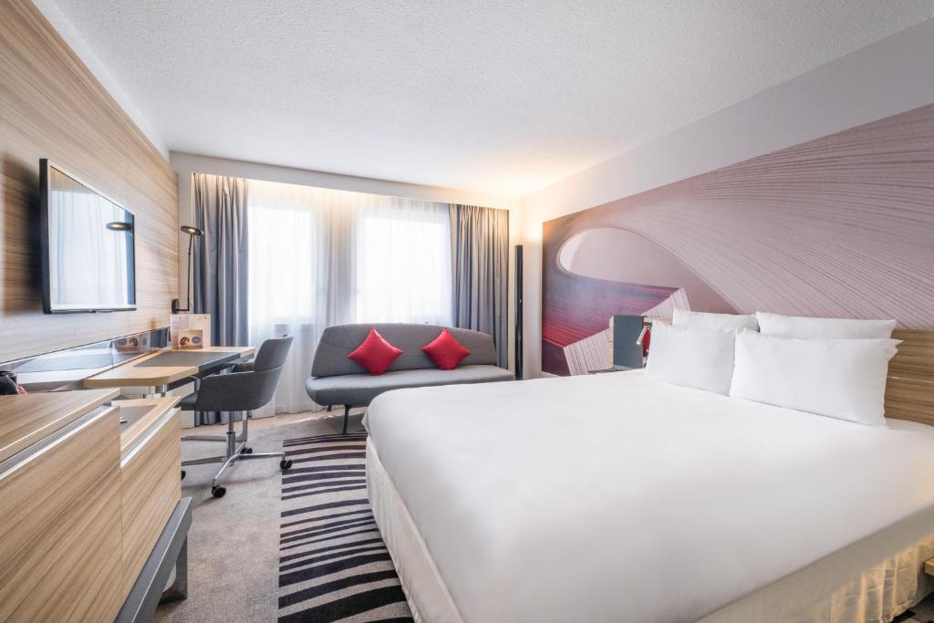 Novotel Strasbourg Centre Halles - Superior Double Room With Sofa