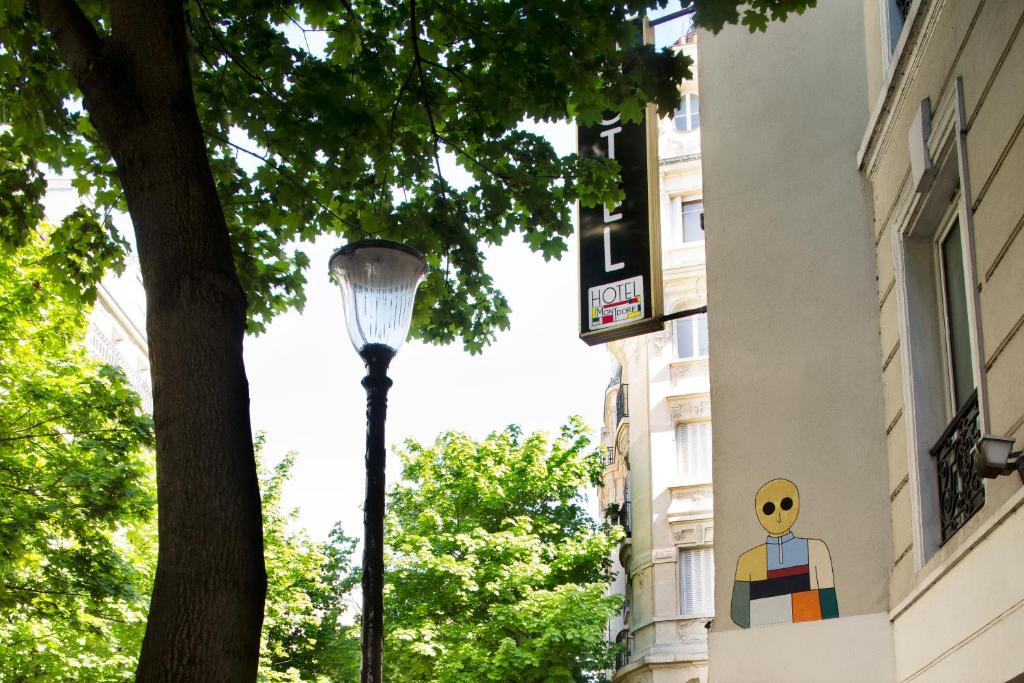 Hôtel Du Mont Dore Batignolles - Resim 9