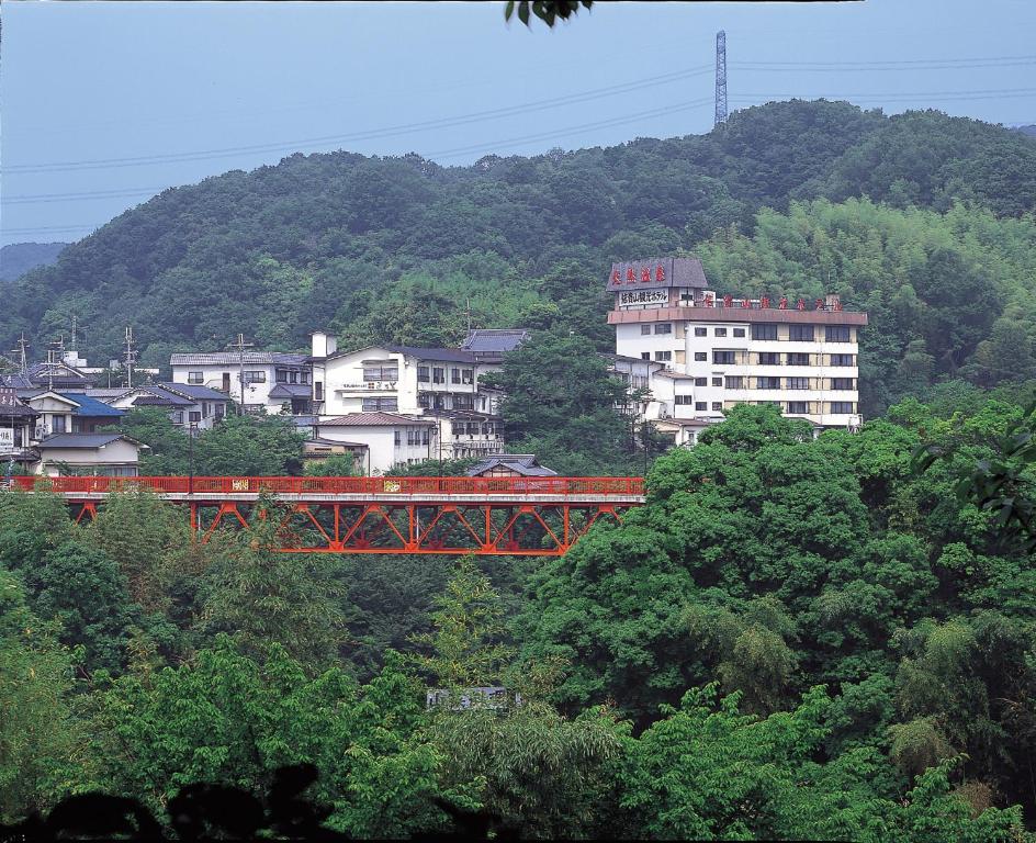 信貴山観光ホテル 三郷町 21年 最新料金 信貴山観光ホテル 三郷町 21年 最新料金