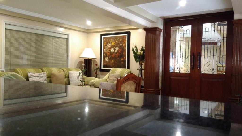 Gallery image of Ralph Anthony Suites in Manila