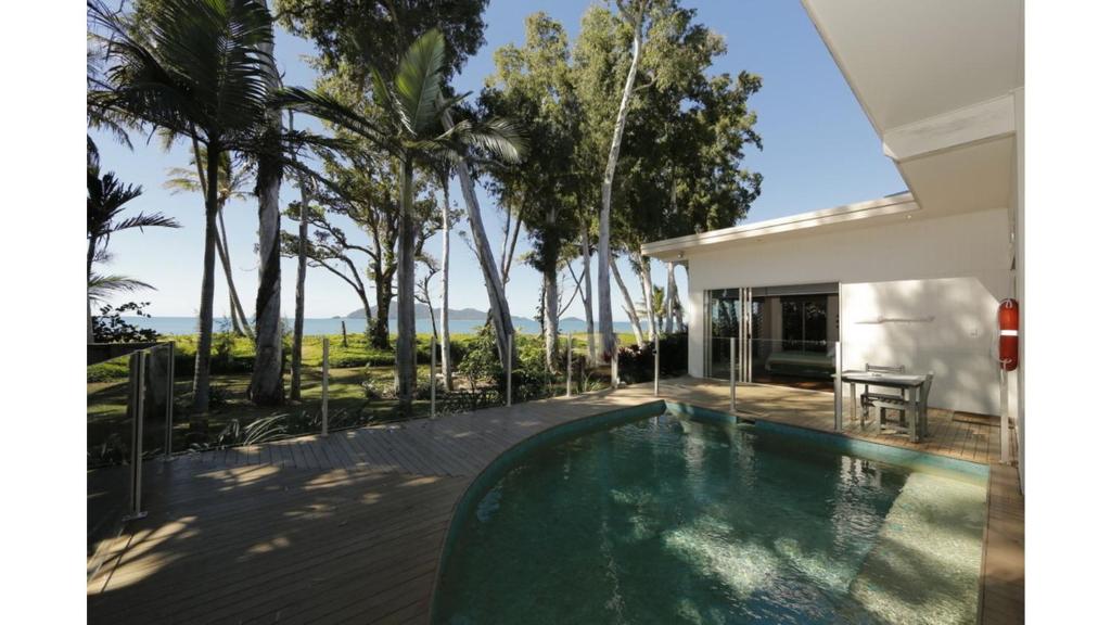 The Boat House, South Mission Beach (updated prices 2024)