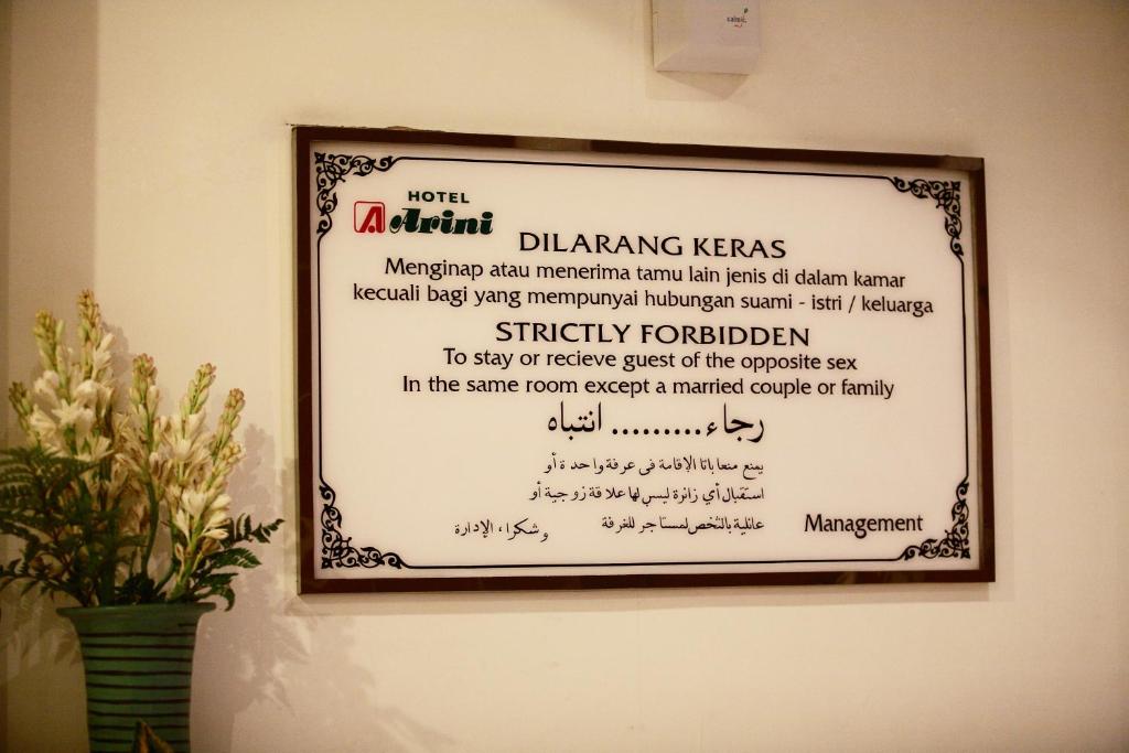 Certifikát, hodnocení, plakát nebo jiný dokument vystavený v ubytování Syariah Arini Hotel