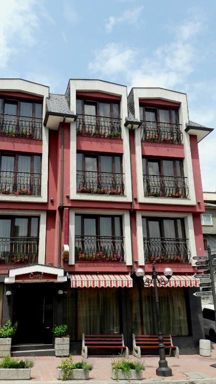 Budova, kde se hotel nachází