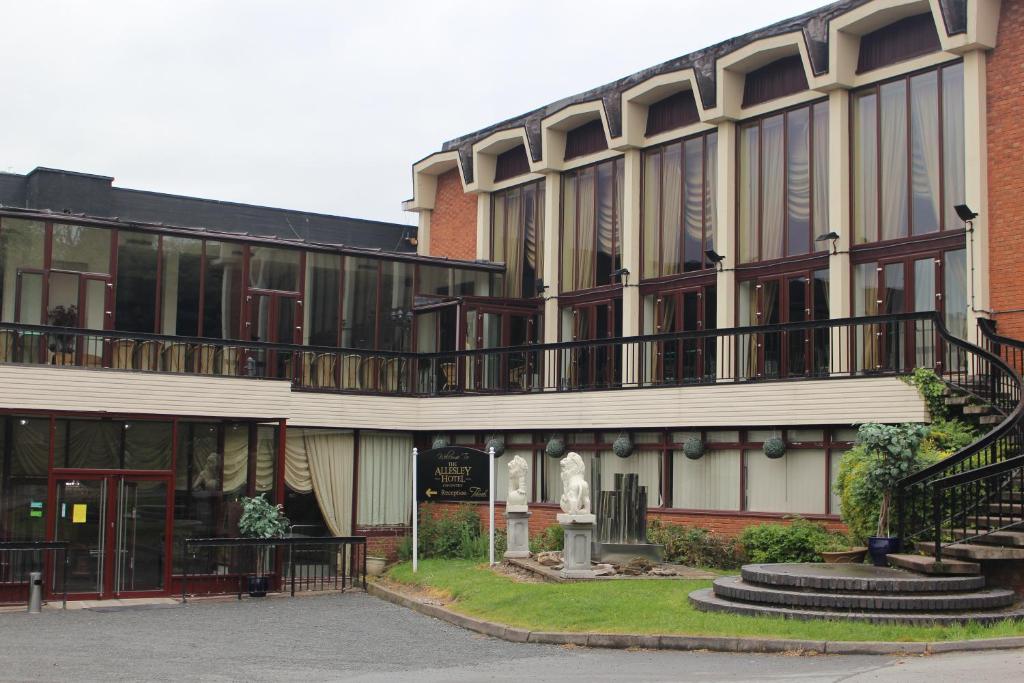 The building where the hotel is located 