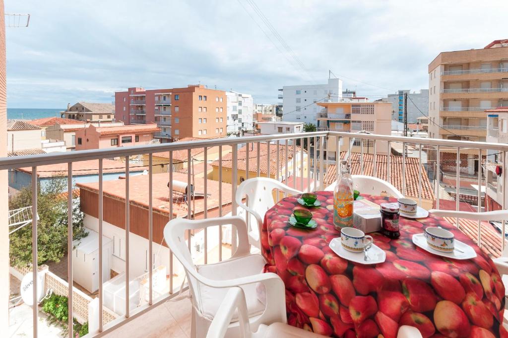 Odisea, La Playa de la Torre de Piles – Updated 2023 Prices