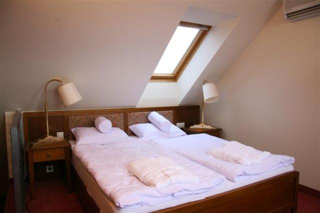 Amira Boutique Hotel Hévíz Wellness & Spa - Resim 36