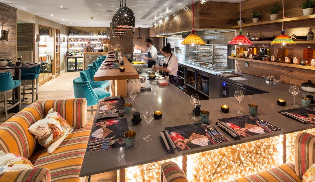 Gilpin Hotel & Lake House - Resim 17