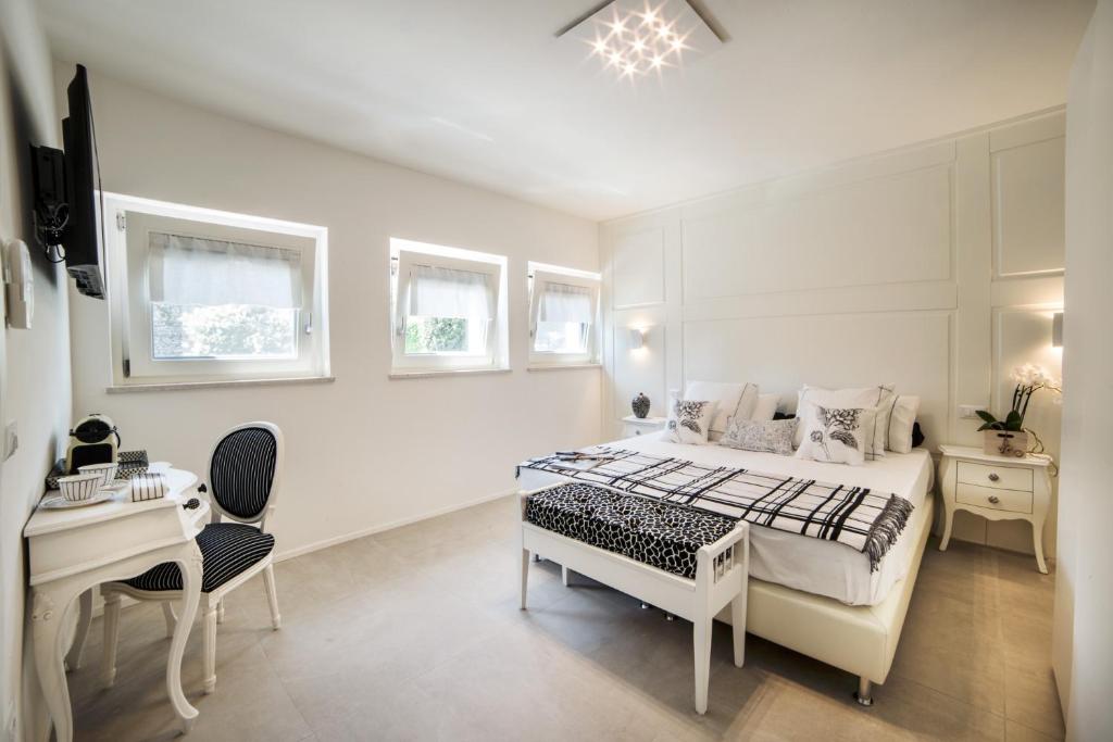 Riviera Carducci Rooms - Camera Doppia O Gemella Con Vista Sulla Città
