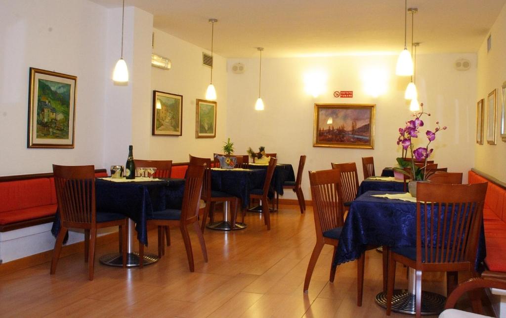 Restaurace v ubytování Hotel Derby